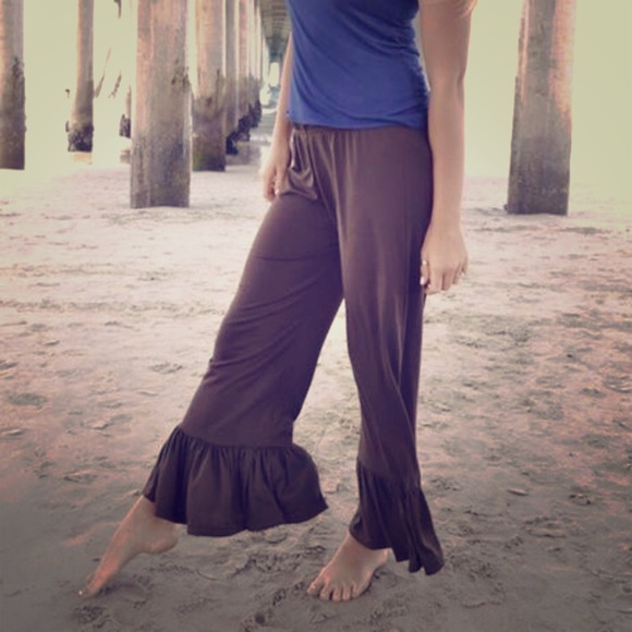 Inspired by Matilda Jane women’s ruffle pants NWOT - Picture 1 of 2